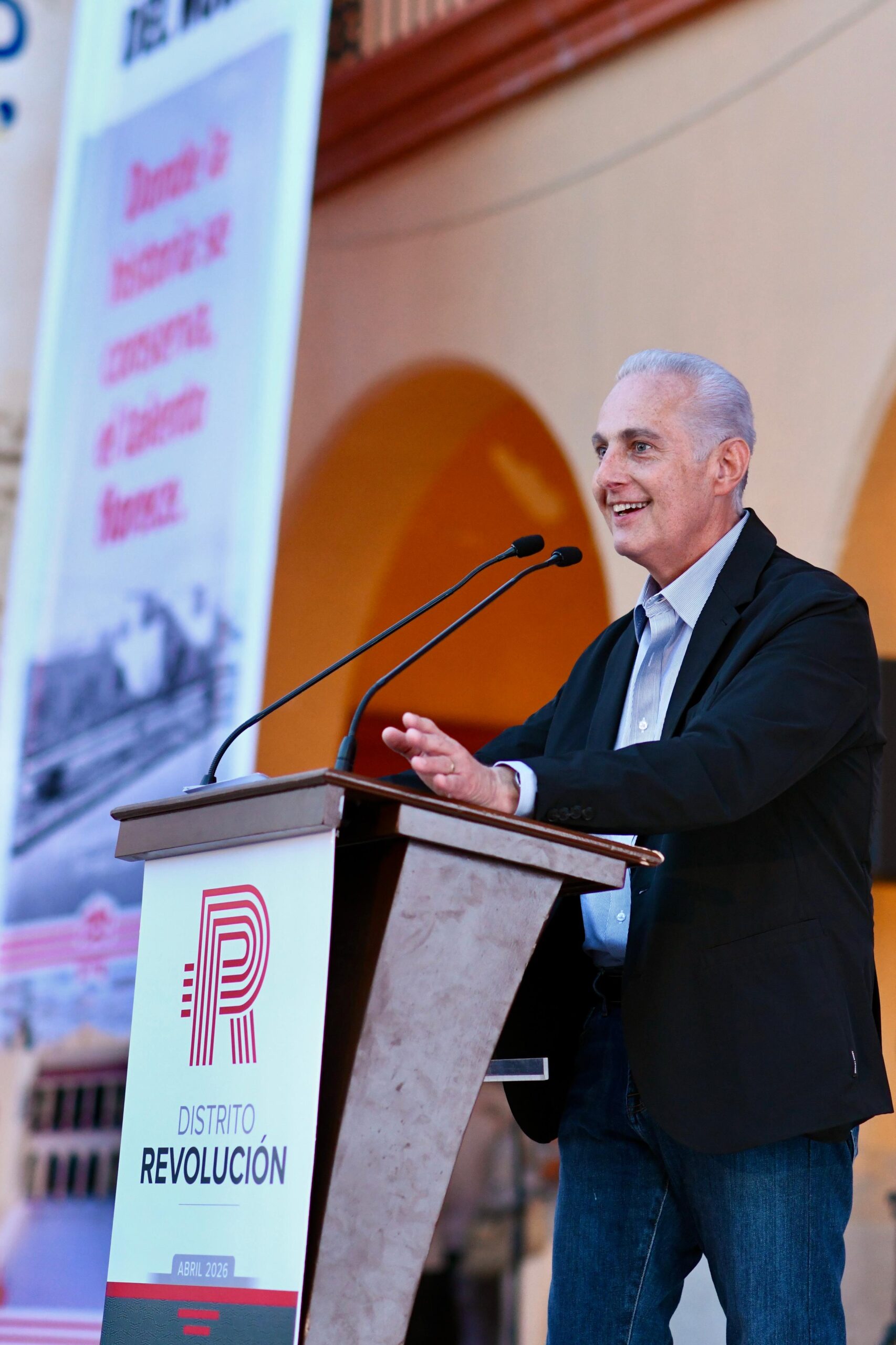 Román Alberto Cepeda González arranca construcción del Distrito Revolución