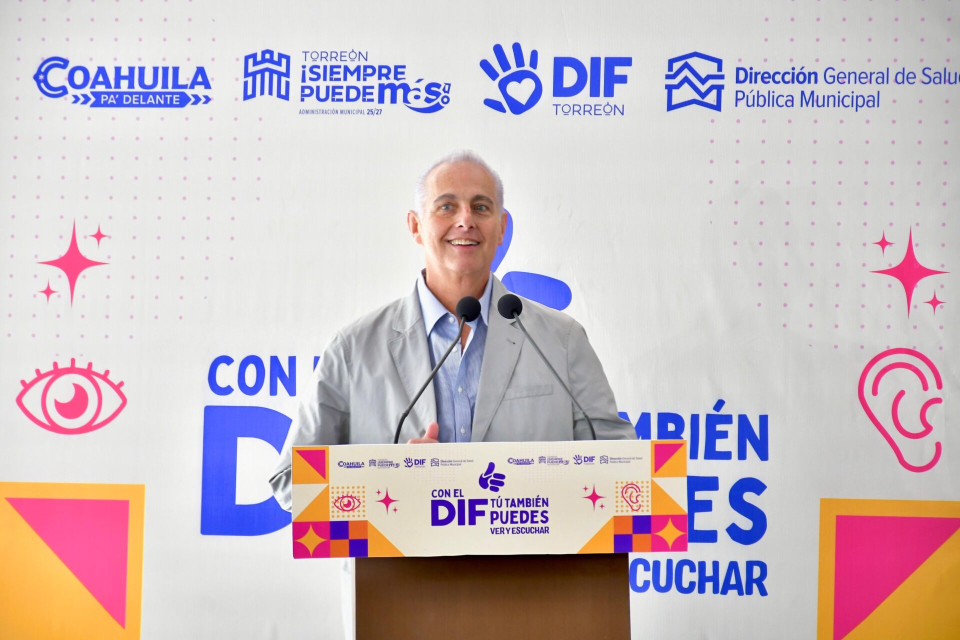 Román Alberto Cepeda González arranca el programa de salud “Con el DIF Tú También Puedes Ver y Escuchar”